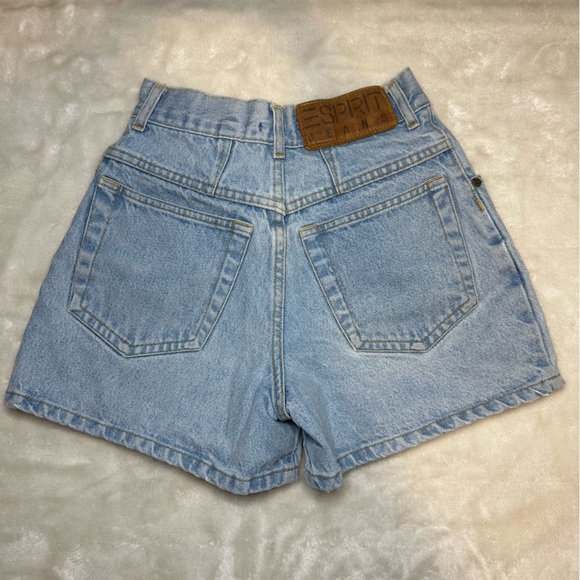 Vintage Esprit High Rise Light Wash Denim Mom Shorts Size 1/2 - Picture 1 of 13